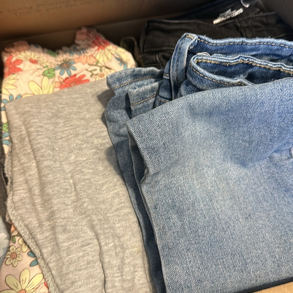 Kids Clothes Size 7